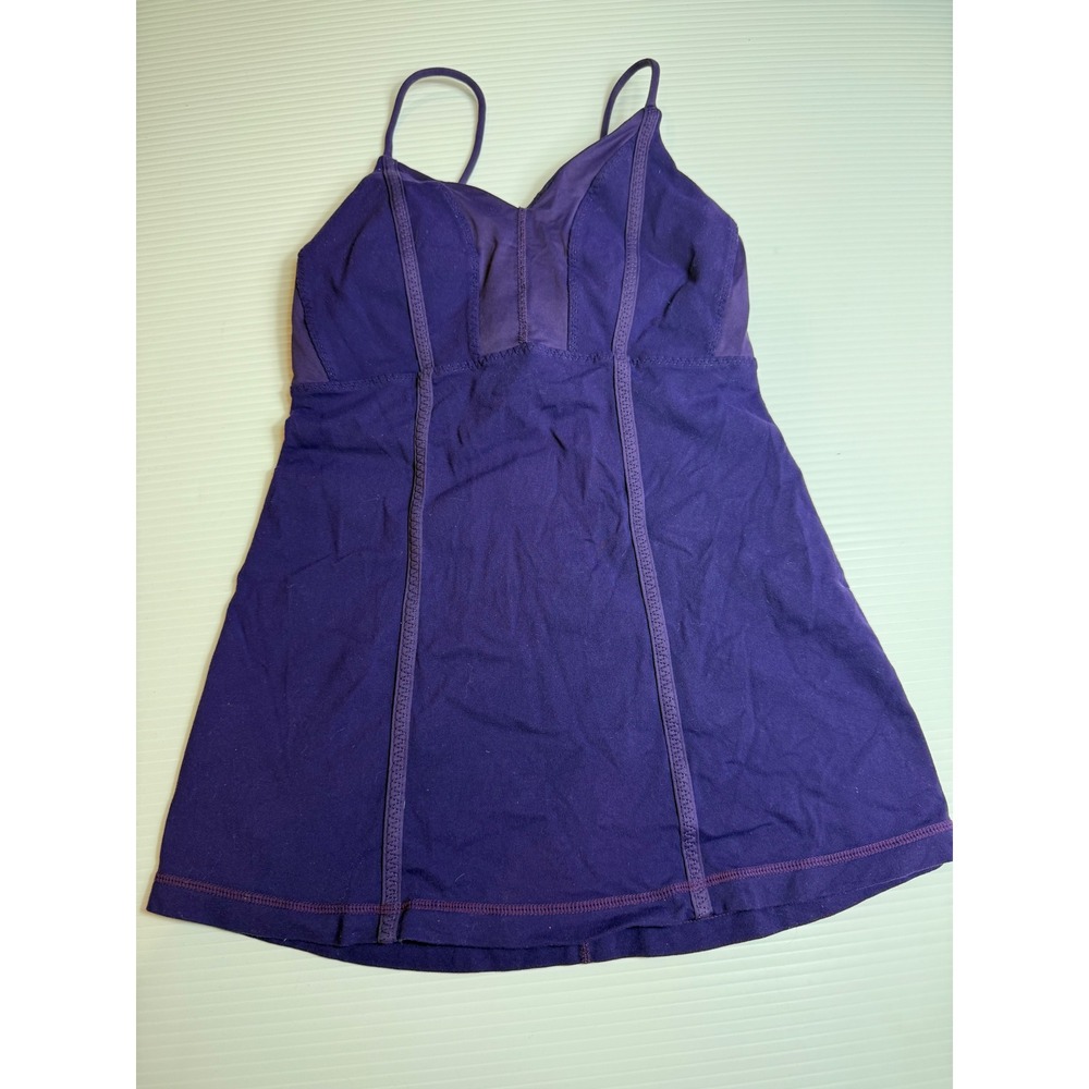 Lululemon Purple Tank Top Built In Bra Yoga Workout Athleisure Size 4